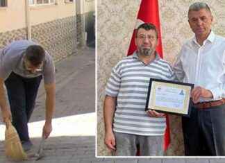 Babasından Öğrendiği Geleneği Sürdüren Genç: Keşke Bizim Mahallede Otursa | Haberler news-05082024-033046