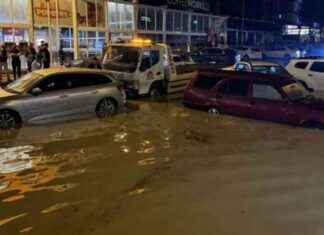 Kuvvetli Sağanak Yağış Haberleri ve Güncel Durumları | Son Dakika Güncellemeleri news-31082024-234631