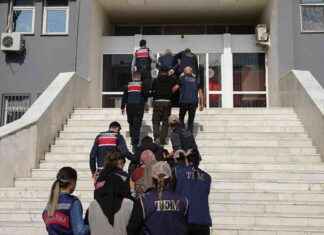 13 polisin şehit olduğu bombalı saldırıyla ilgili 3 zanlı tutuklandı – Son Gelişmeler ve Haberler news-13102024-011955