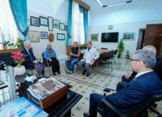 İstanbul Valisi Gül, Edip Akbayram’ı Hastanede Ziyaret Etti istanbul-valisi-gl-edip-akbayram-hastanede-ziyaret-etti