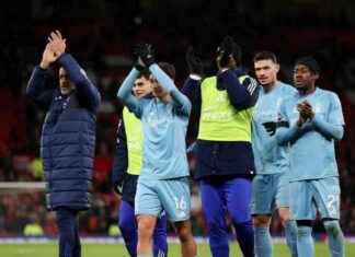 Nottingham Forest: Premier Lig’de Sezonun Sürpriz Takımı – Spor Haberleri nottingham-forest-premier-ligde-sezonun-srpriz-takm-spor-haberleri