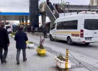 Minibüs Şoförlerinin Beyzbol Sopalı Kavgası: 1 Ölü – Son Dakika Haberleri minibs-ofrlerinin-beyzbol-sopal-kavgas-1-l-son-dakika-haberleri