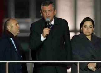 Özgür Özel’in Polisle Çatışalım Sözleri Tartışma Yarattı zgr-zelin-polisle-atalm-szleri-tartma-yaratt