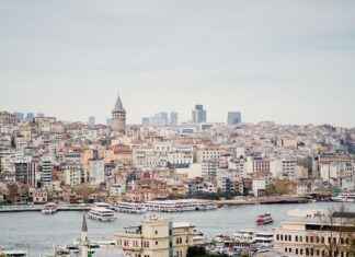 İzmir İstanbul Arası Kaç Km?