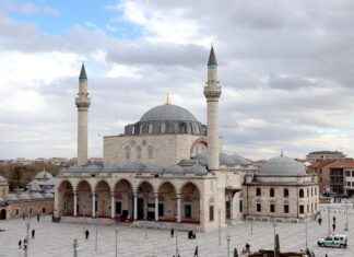 Konya Antalya Arası Kaç Km? Seyahat Planınızı Kolaylaştırın!