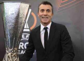 Muslera’ya Kupa Gönderen Bülent Korkmaz: Galatasaray Efsanesi musleraya-kupa-gnderen-blent-korkmaz-galatasaray-efsanesi