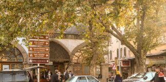 Afyon İzmir Arası Kaç Km? Seyahat Planınızı Kolaylaştırın!