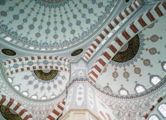 Adana İstanbul Arası Kaç Km? Seyahat İpuçları ve Bilgiler