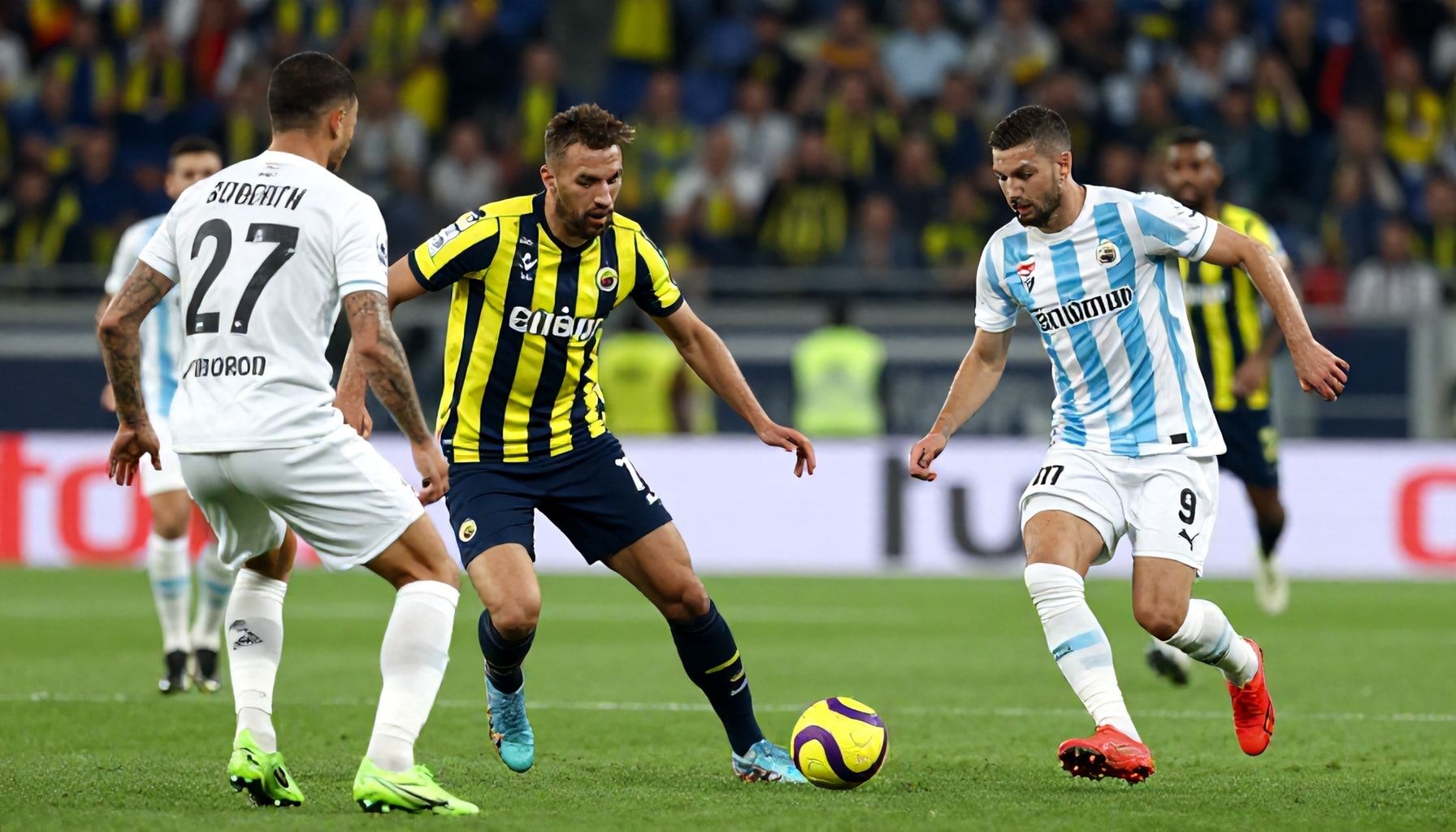 Fenerbahçe ve İstanbulspor'un Macerası: Takımların Gücü ve Stratejisi Karşı Karşıya"*