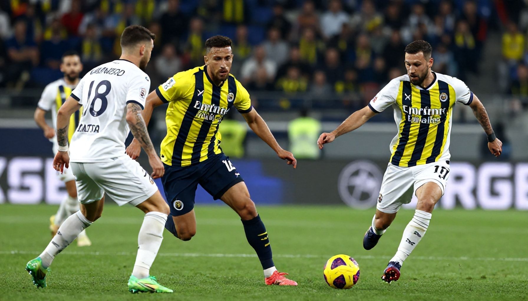 Fenerbahçe ve Samsunspor maç kadrosu: Takımların en önemli oyuncuları ve taktikler 3 Fenerbahçe ve Samsunspor'un Taktik Karşılaştırması: Kimin Avantajı Var?*