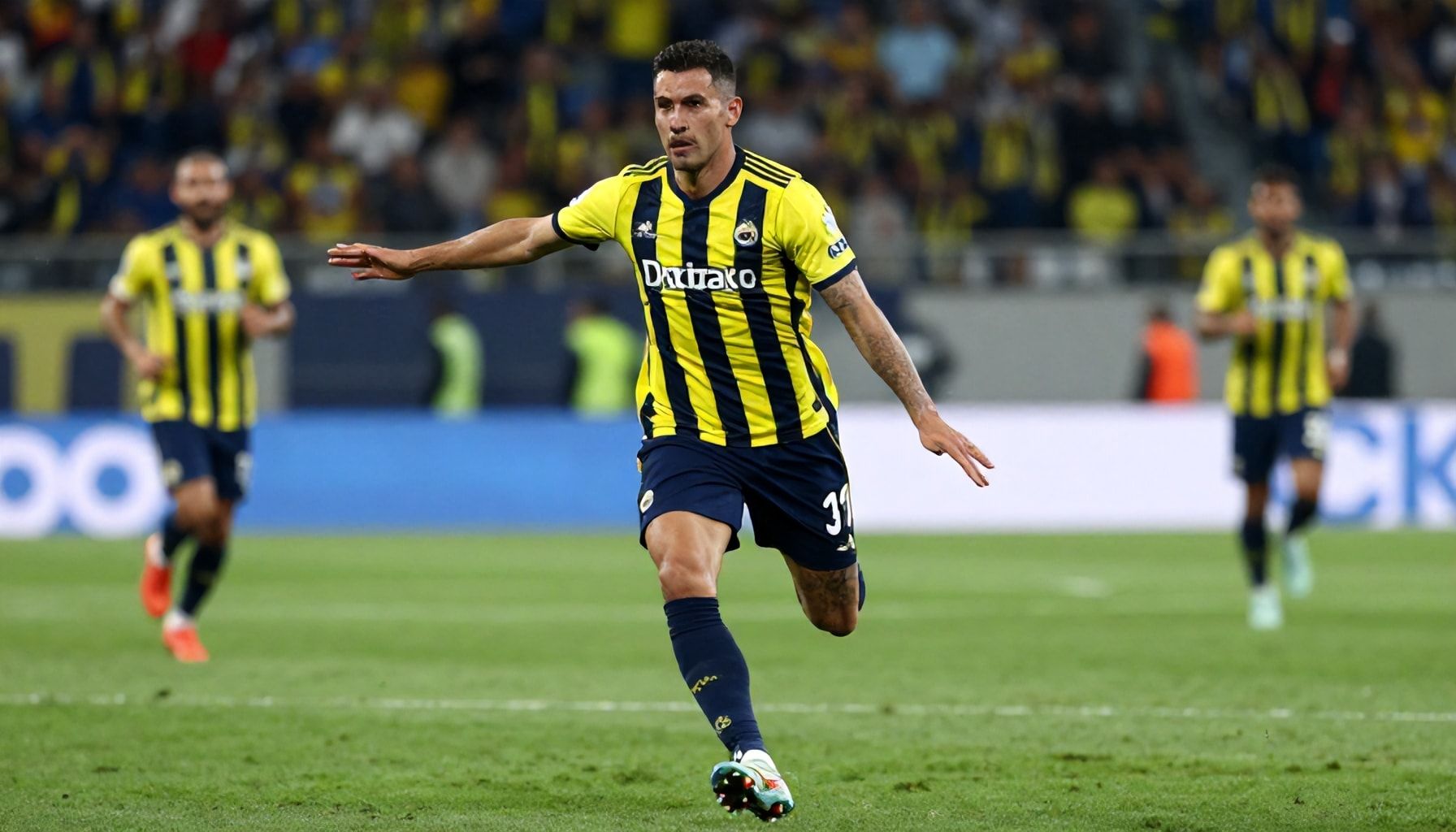 Gaziantep FK'nin Savunma Hatının Zayıf Noktaları: Neden Fenerbahçe Bu Alanı Hedefliyor?*