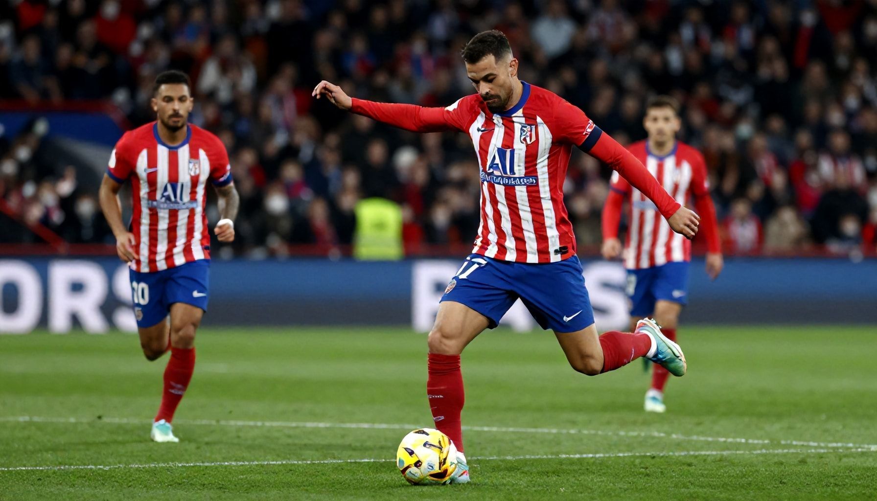 PSG'nin Atletico Madrid'i Nasıl Alt Edebilir: 5 Savunma Deliklerini Keşfet*