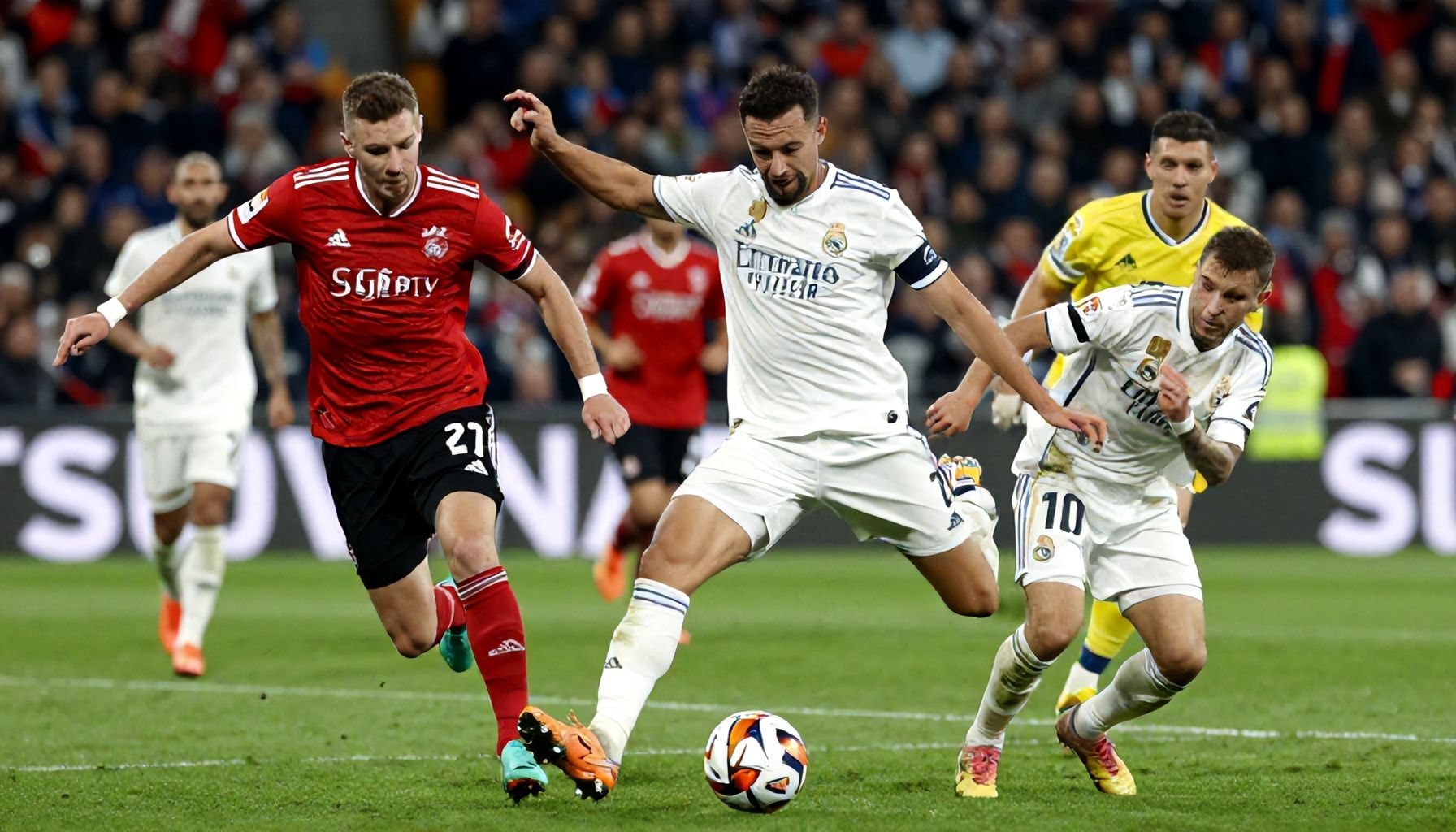 RB Salzburg'ın Real Madrid'e Karşı Nasıl Savaşabilir?*