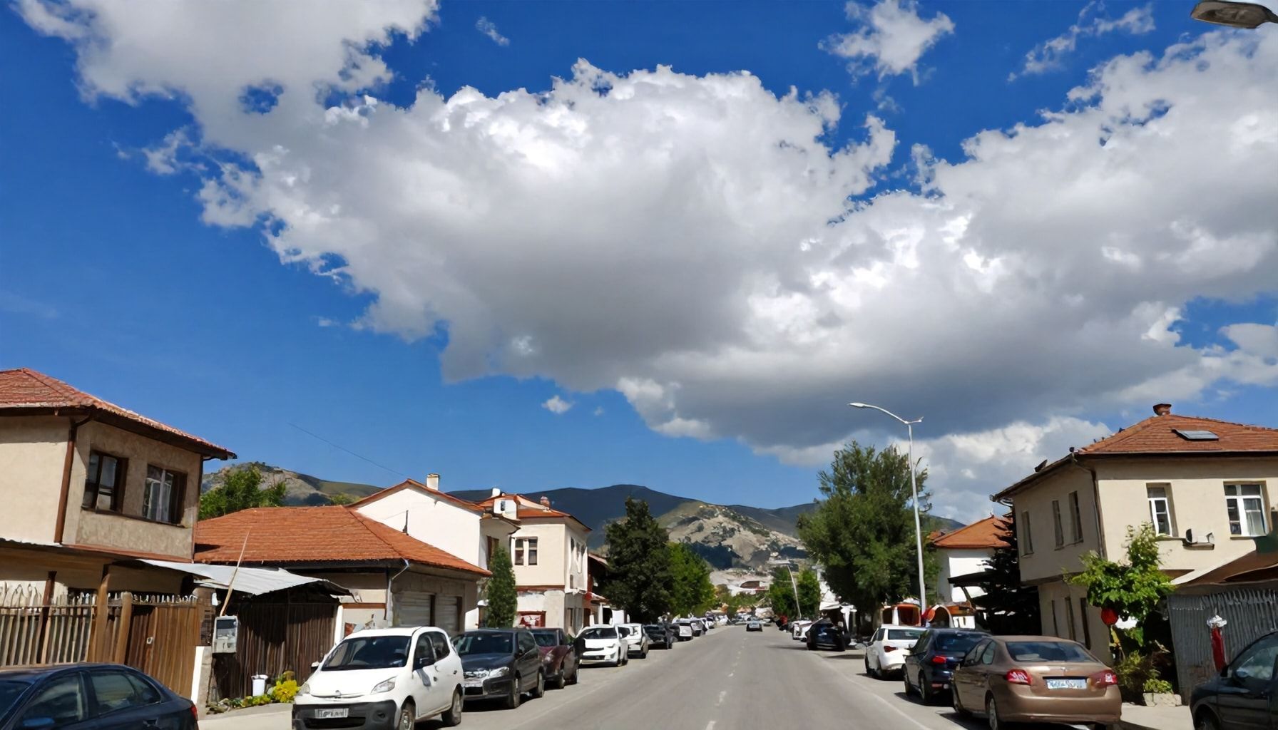 Why Kırşehir’s Weather Changes So Dramatically*