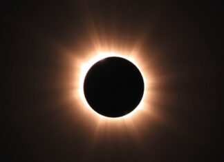 Günümüzde En Çok Konuşulan Konu: Güneş Tutulması The Most Talked About Topic Today: Solar Eclipse